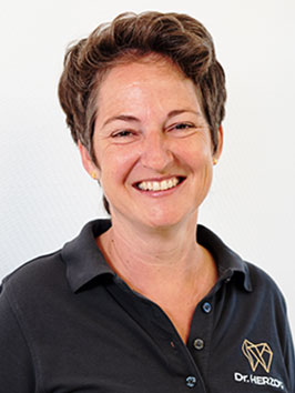 Dr. Daniela Herzog